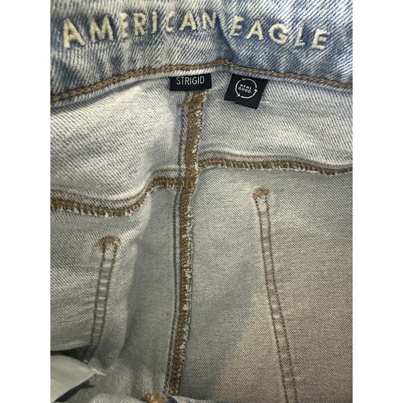 American Eagle AE Strigid Mom Jean Light Wash Blue Denim Women's Plus Size 18 - Picture 5 of 11